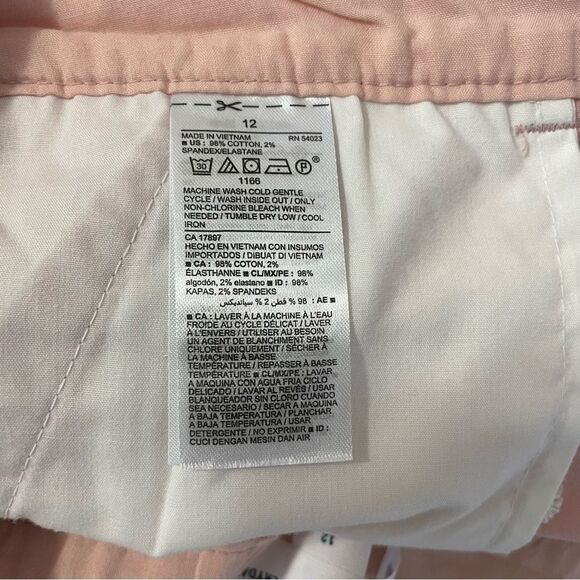 💥BOGO💥 GAP Pink Women's Shorts with White Floral Embroidery - Picture 6 of 11